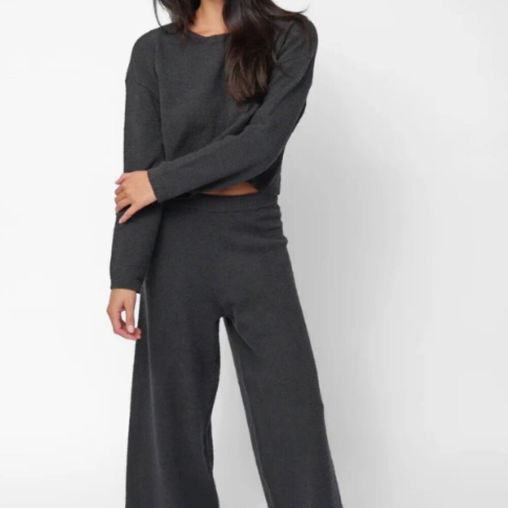 Natural Life Cozy Up Pant & Sweater Set - size M